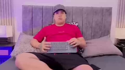 bennett_alejoo online show from 09/18/25, 04:31