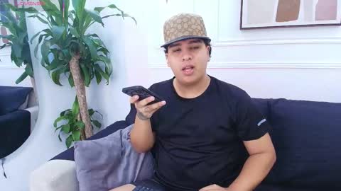 bennett_alejoo online show from 10/06/25, 06:38