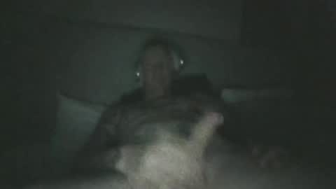 Snapshot of bennyinbrissy chatting on 01/16/26, 05:28 bennyinbrissy online show from 01/16/26, 05:28