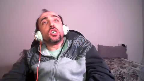 Snapshot of bentish chatting on 12/07/24, 04:47 bentish online show from 12/07/24, 04:47