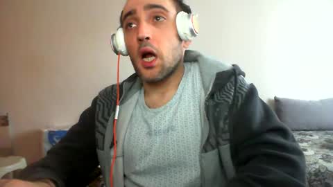 Snapshot of bentish chatting on 12/12/24, 10:56 bentish online show from 12/12/24, 10:56