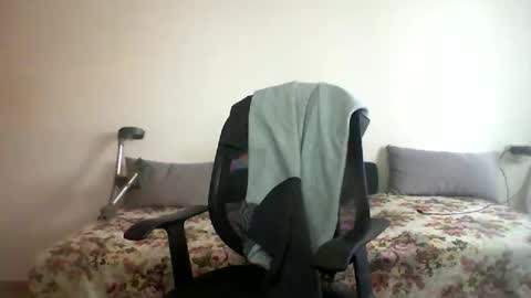 Snapshot of bentish chatting on 12/31/24, 01:41 bentish online show from 12/31/24, 01:41