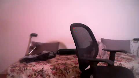 Snapshot of bentish chatting on 12/31/24, 04:46 bentish online show from 12/31/24, 04:46