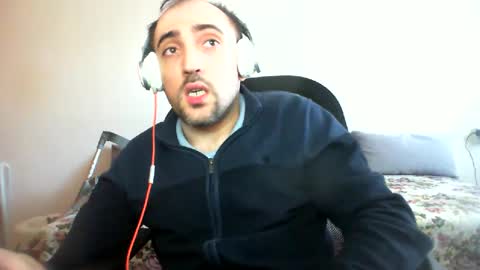 Snapshot of bentish chatting on 01/06/25, 12:46 bentish online show from 01/06/25, 12:46