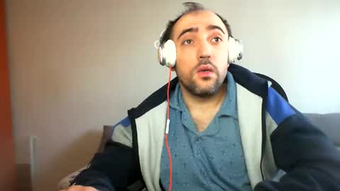 Snapshot of bentish chatting on 01/30/25, 06:24 bentish online show from 01/30/25, 06:24