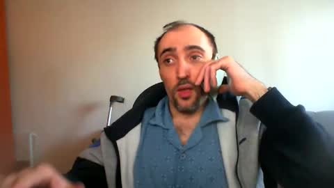 Snapshot of bentish chatting on 01/30/25, 01:31 bentish online show from 01/30/25, 01:31