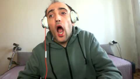 bentish online show from 02/18/26, 08:43