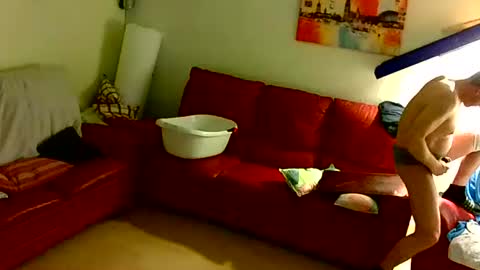 Benutzmich0800 online show from 11/28/25, 12:57