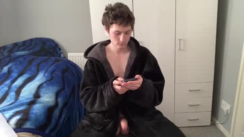 Snapshot of benwardle123 chatting on 03/11/25, 03:12 READ MY BIO --- --- READ MY BIO online show from 03/11/25, 03:12