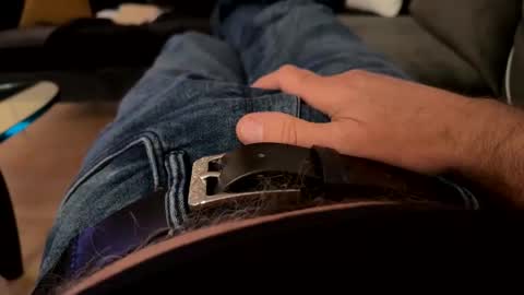 benz10001 online show from 11/23/25, 09:25