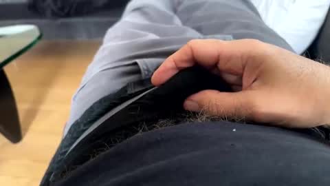 benz10001 online show from 11/26/25, 03:35