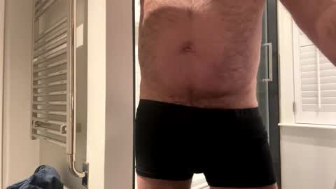 benz10001 online show from 12/21/25, 03:57