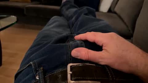 benz10001 online show from 02/25/26, 01:15