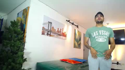 benz boys online show from 02/10/26, 12:31