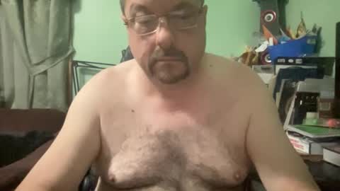 Snapshot of bepino7272 chatting on 11/19/25, 04:45 bepino7272 online show from 11/19/25, 04:45