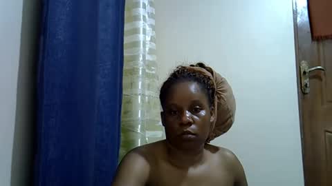 Snapshot of berbiestar chatting on 05/25/26, 02:12 Crazybeibe online show from 05/25/26, 02:12