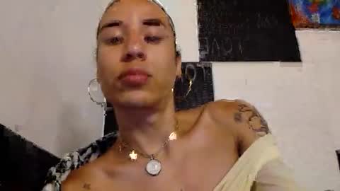 Snapshot of berenice_i chatting on 04/24/26, 10:01 berenice_i online show from 04/24/26, 10:01