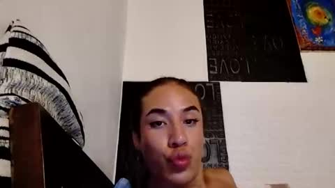 Snapshot of berenice_i chatting on 05/01/26, 12:59 berenice_i online show from 05/01/26, 12:59