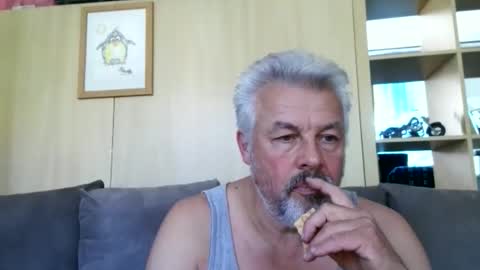 Martin online show from 09/18/25, 10:39