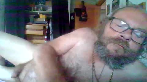 bergeeric1970 online show from 10/25/25, 05:08