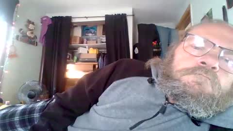 Snapshot of bergeeric1970 chatting on 05/02/26, 01:38 bergeeric1970 online show from 05/02/26, 01:38