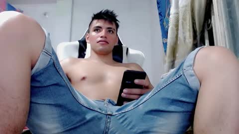 Snapshot of bergon30 chatting on 02/09/25, 05:50 Bergon77 online show from 02/09/25, 05:50