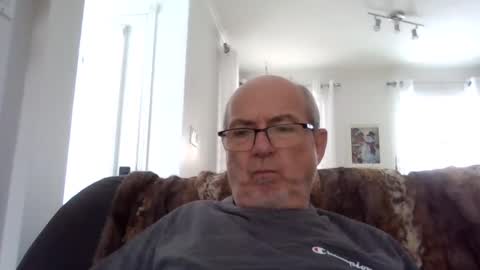 bernard1102 online show from 12/02/24, 05:37