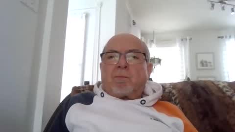 bernard1102 online show from 01/23/25, 02:17