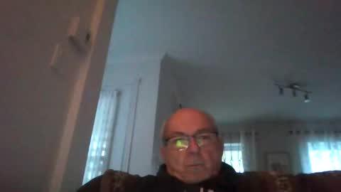 bernard1102 online show from 10/11/25, 11:20