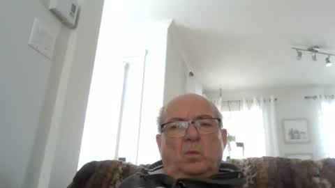 bernard1102 online show from 02/25/26, 01:43