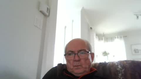 Snapshot of bernard1102 chatting on 05/15/26, 12:56 bernard1102 online show from 05/15/26, 12:56