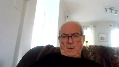 bernard1102 online show from 08/05/26, 11:02
