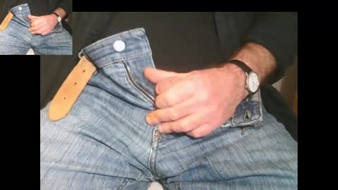 Snapshot of bernardo1968 chatting on 03/04/25, 11:54 bernardo1968 online show from 03/04/25, 11:54