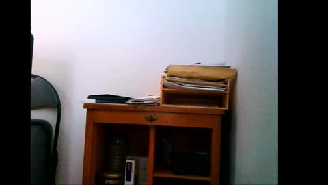 Snapshot of bernardo1968 chatting on 11/23/25, 10:15 bernardo1968 online show from 11/23/25, 10:15