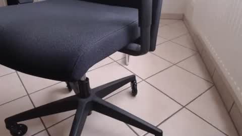 Snapshot of berny1976 chatting on 10/15/25, 07:30 eagle1976 online show from 10/15/25, 07:30