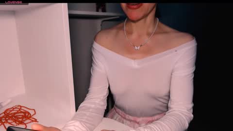 berry2024 online show from 02/11/26, 07:46