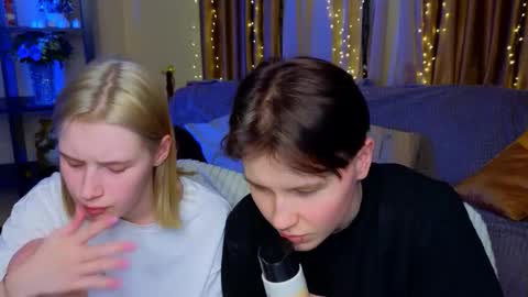 Snapshot of berry_assortment chatting on 01/11/26, 11:15 Your sweet Tara and Eva online show from 01/11/26, 11:15