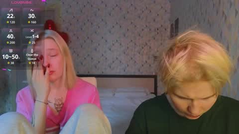 Snapshot of berry_assortment chatting on 02/13/26, 04:08 Your sweet Tara and Eva online show from 02/13/26, 04:08
