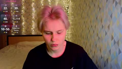 Snapshot of berry_assortment chatting on 02/17/26, 11:18 Your sweet Tara and Eva online show from 02/17/26, 11:18