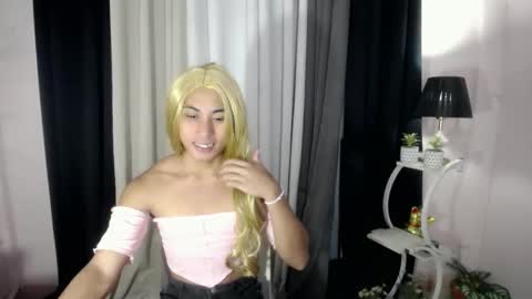 Snapshot of berry_shantal chatting on 02/22/26, 02:13 berry_shantal online show from 02/22/26, 02:13