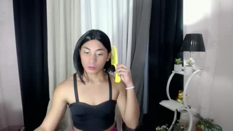 Snapshot of berry_shantal chatting on 02/22/26, 02:15 berry_shantal online show from 02/22/26, 02:15