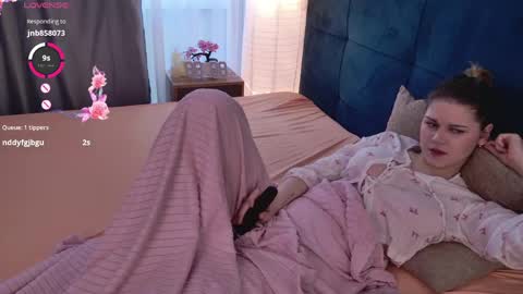 berrybitte online show from 04/10/26, 06:18