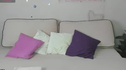 Snapshot of berta_kelly chatting on 06/15/26, 12:02 Berta online show from 06/15/26, 12:02