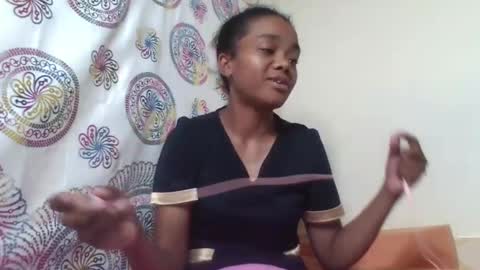 berthaldy659759 online show from 05/15/26, 11:17