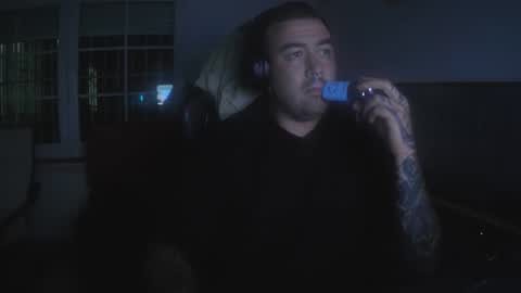 Snapshot of berto3389 chatting on 05/10/26, 12:27 berto3389 online show from 05/10/26, 12:27