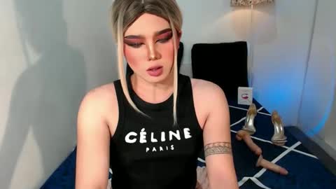 bestgirljulia online show from 11/02/25, 11:07