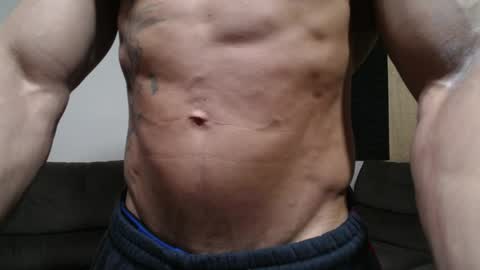 Snapshot of bestmuscle chatting on 06/02/26, 10:01 bestmuscle online show from 06/02/26, 10:01