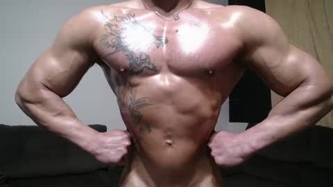 Snapshot of bestmuscle chatting on 06/22/26, 03:25 bestmuscle online show from 06/22/26, 03:25