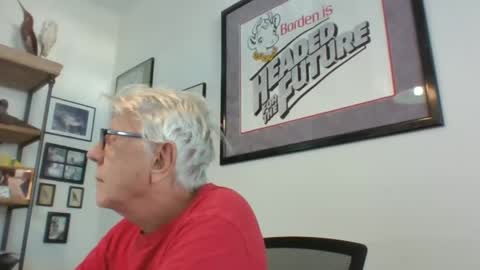 bestshot1951 online show from 12/31/24, 07:40