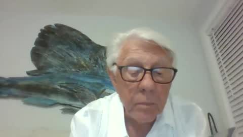 Snapshot of bestshot1951 chatting on 03/23/26, 12:47 bestshot1951 online show from 03/23/26, 12:47